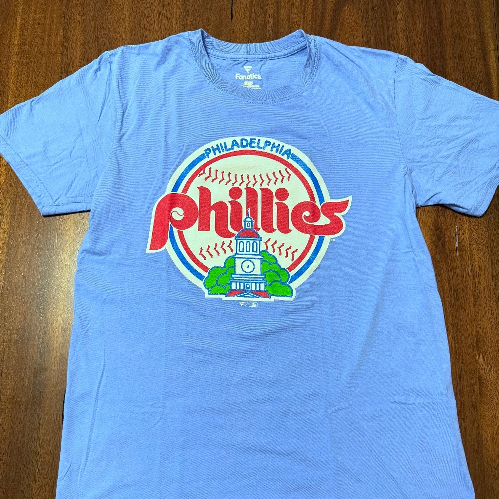 Men's Philadelphia Phillies Fanatics Light Blue t-shirt